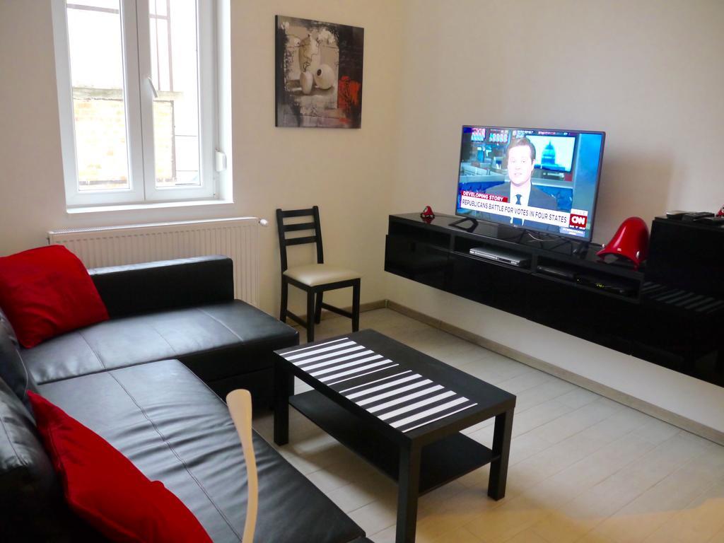 Inner-City Flat — Photos 3